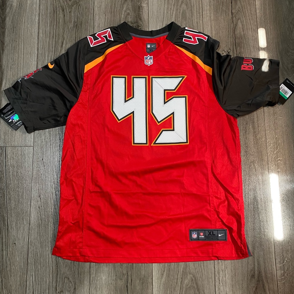 Brand New never worn Tampa Bay Buccaneers Devin White Nike Jersey